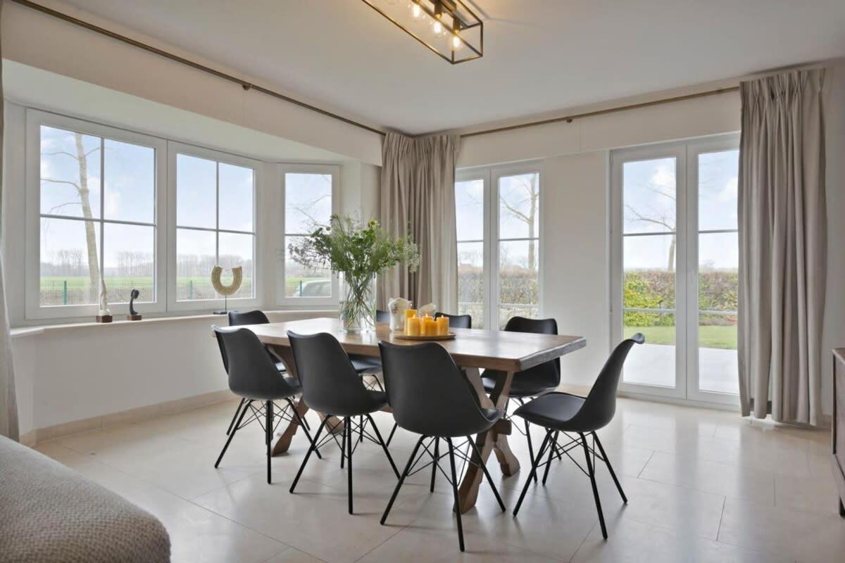 Huswell - Family House With A Beautiful View In Damme